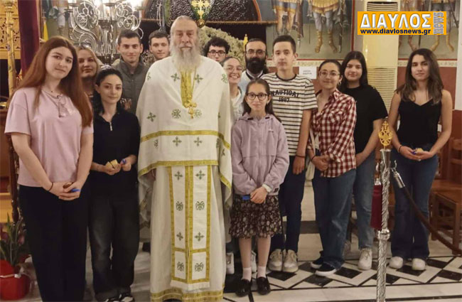 Εσπερινή Θεία Λειτουργία για τους Μαθητές των Εξετάσεων στον Ιερό Ναό Αγίου Παντελεήμονος Λουτρών Αιδηψού